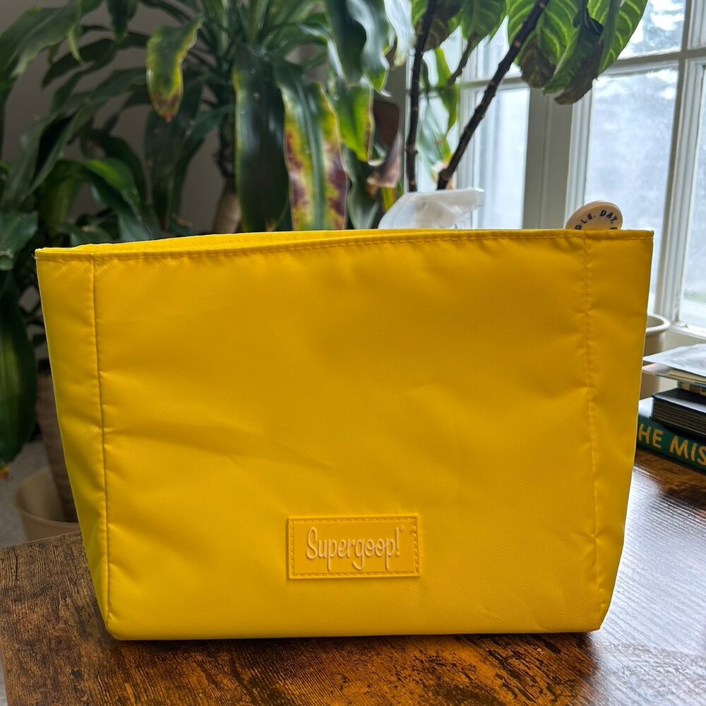 Sephora x Supergoop! Yellow Makeup Bag – Cosmetic Pouch
